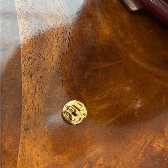 St. John Gold buttons “weave” style, about the size of a dime. Perfect condition - Picture 3 of 3